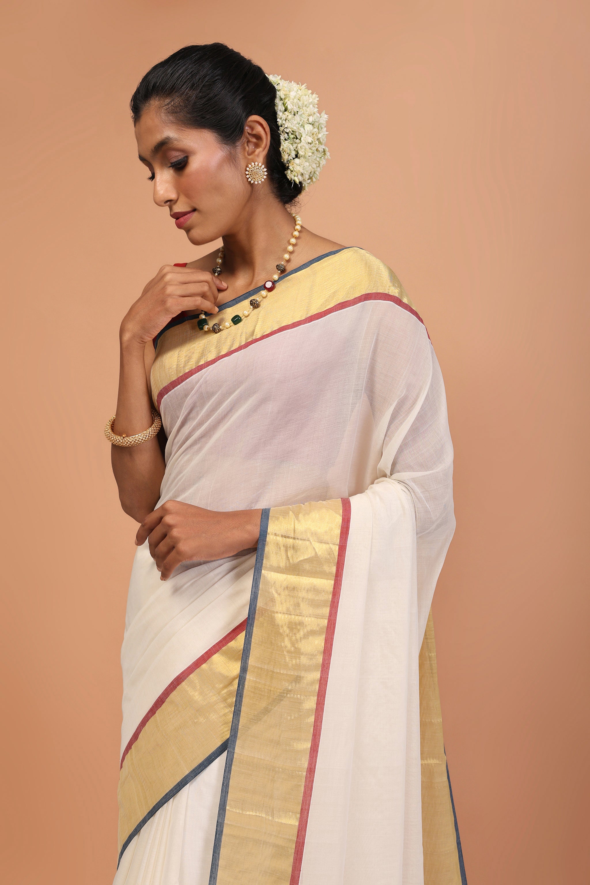 Aaradhya Tricolor Grace Kasavu