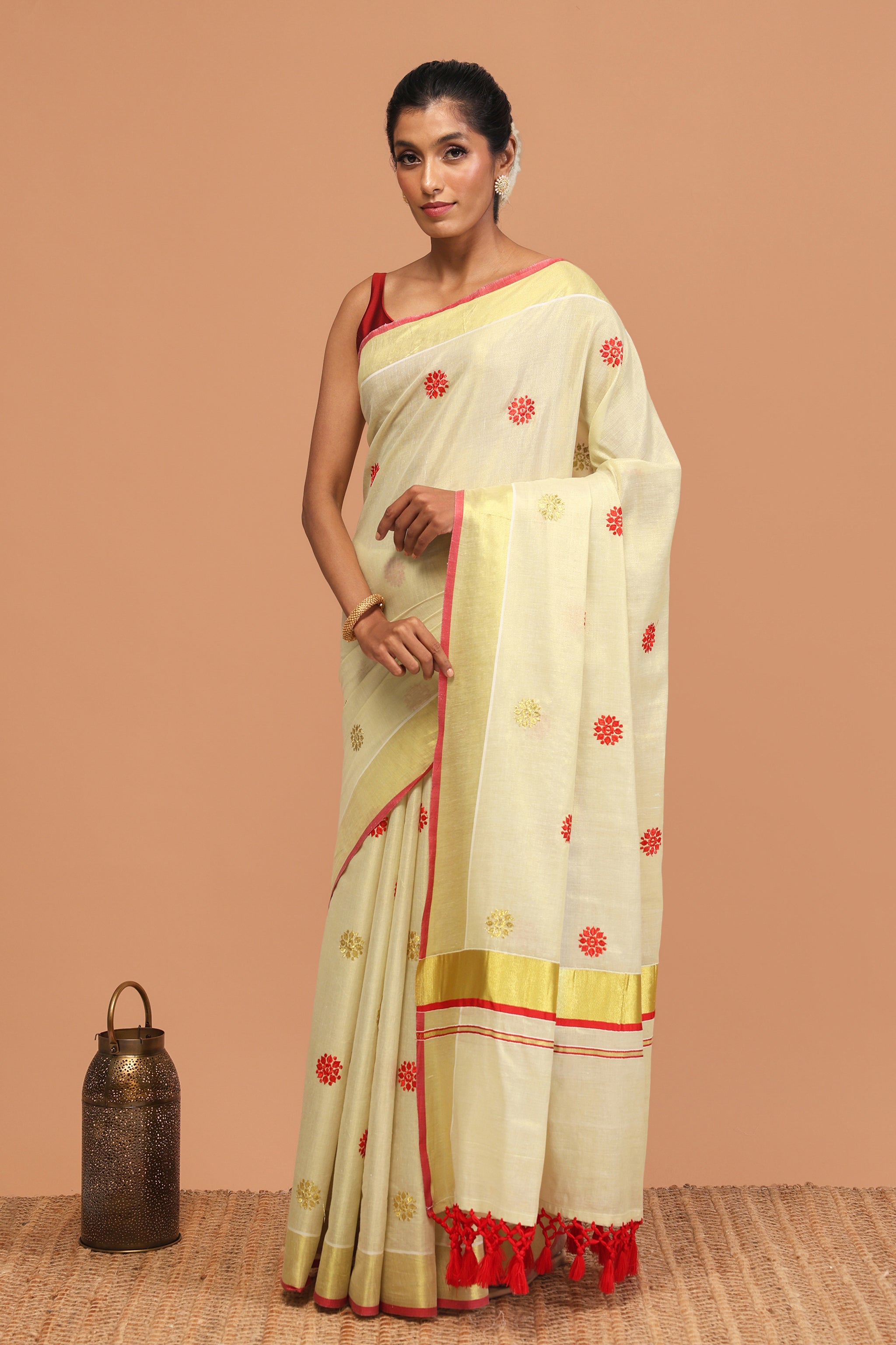 Swarnamalli Blossom Blaze Kasavu