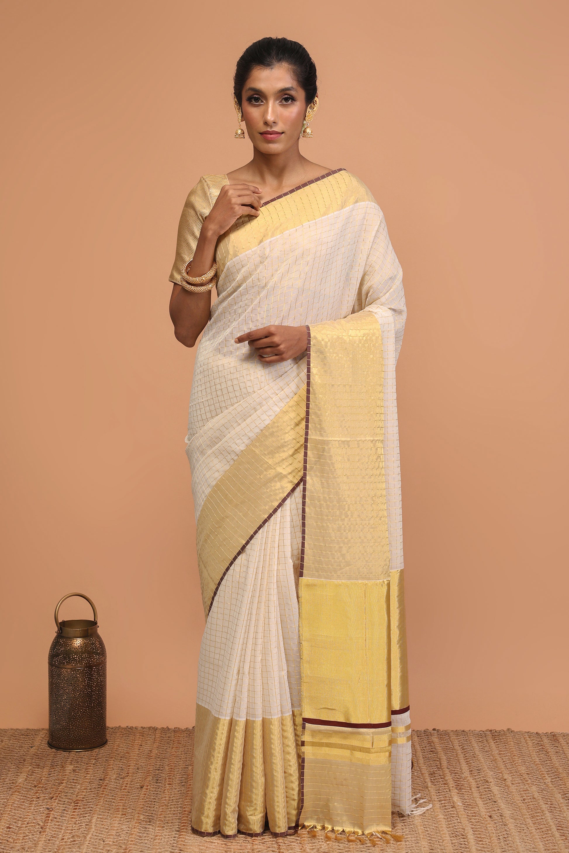 Rajeshwari Heirloom Check Gold Saree