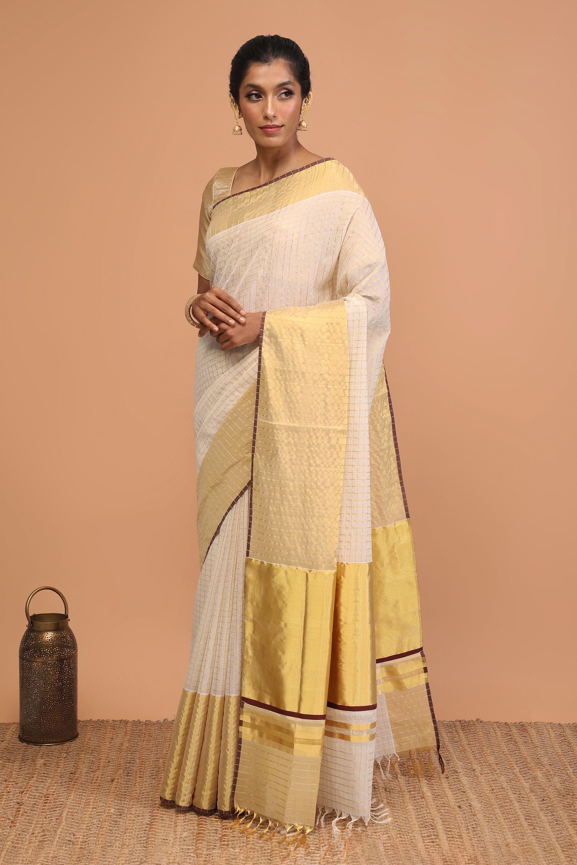 Rajeshwari Heirloom Check Gold Saree