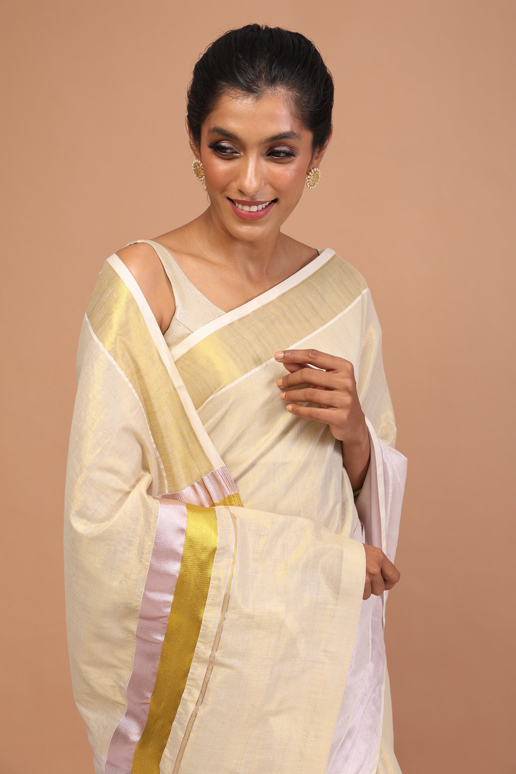 Chinmayi Lavender Lustre Kasavu