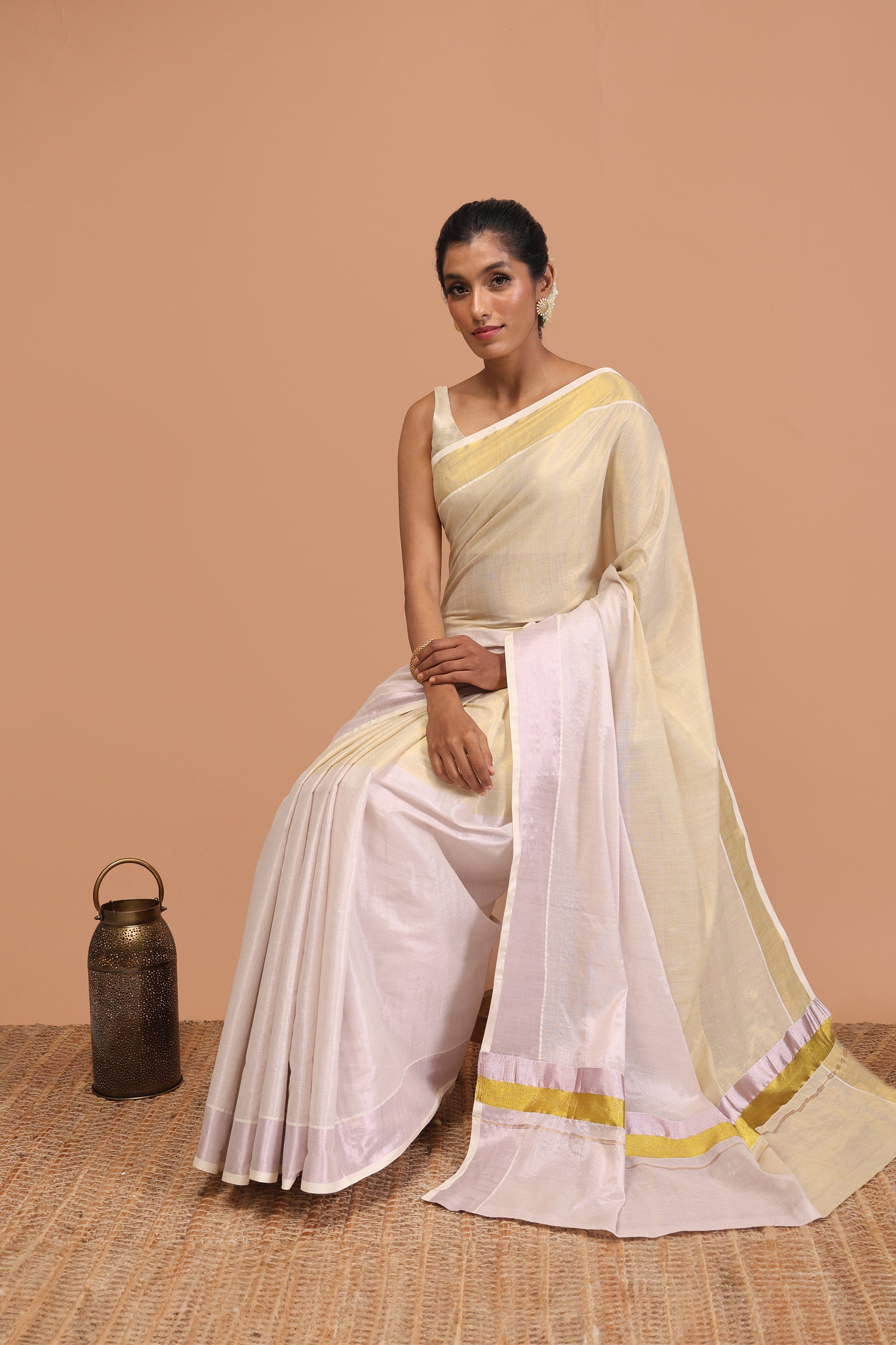 Chinmayi Lavender Lustre Kasavu