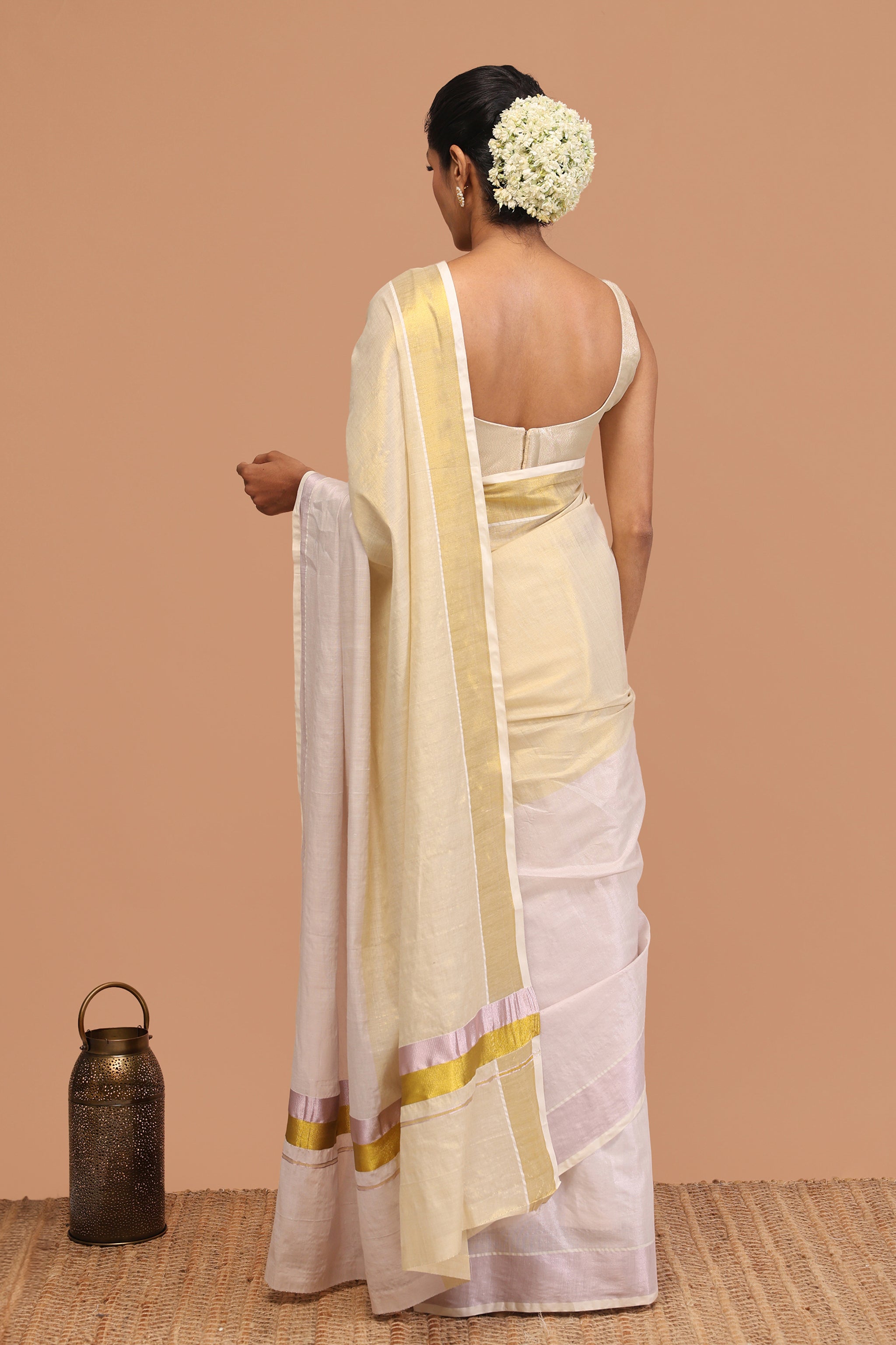 Chinmayi Lavender Lustre Kasavu