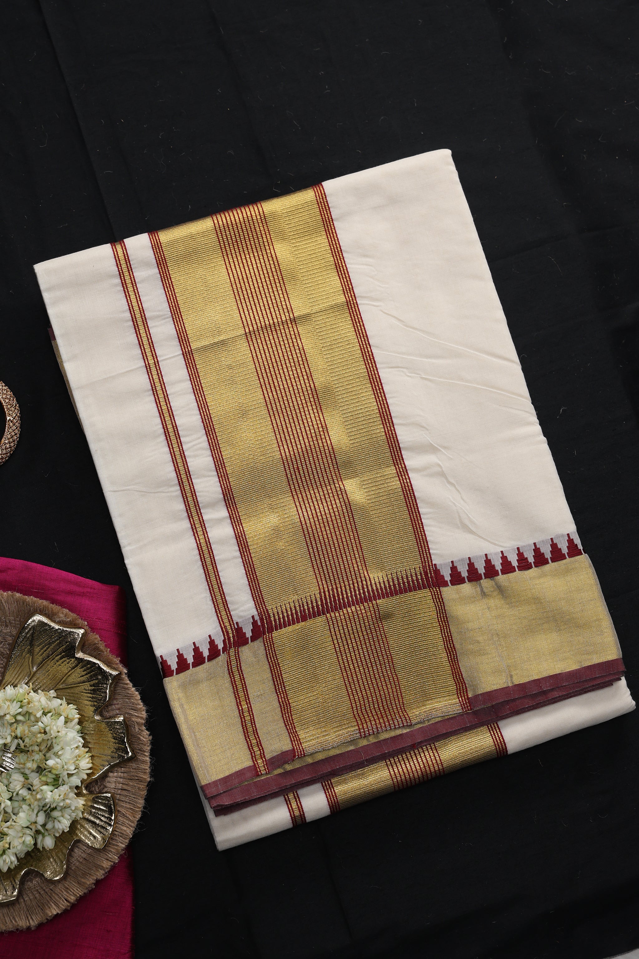 Devyani Garnet Glow Kasavu