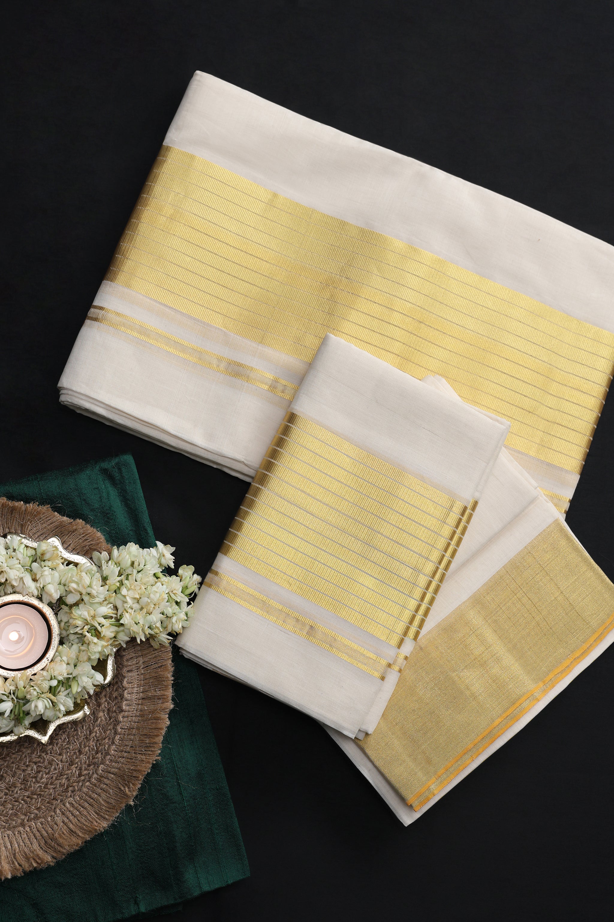 Hamsini Eternal Grace Double set Mundu