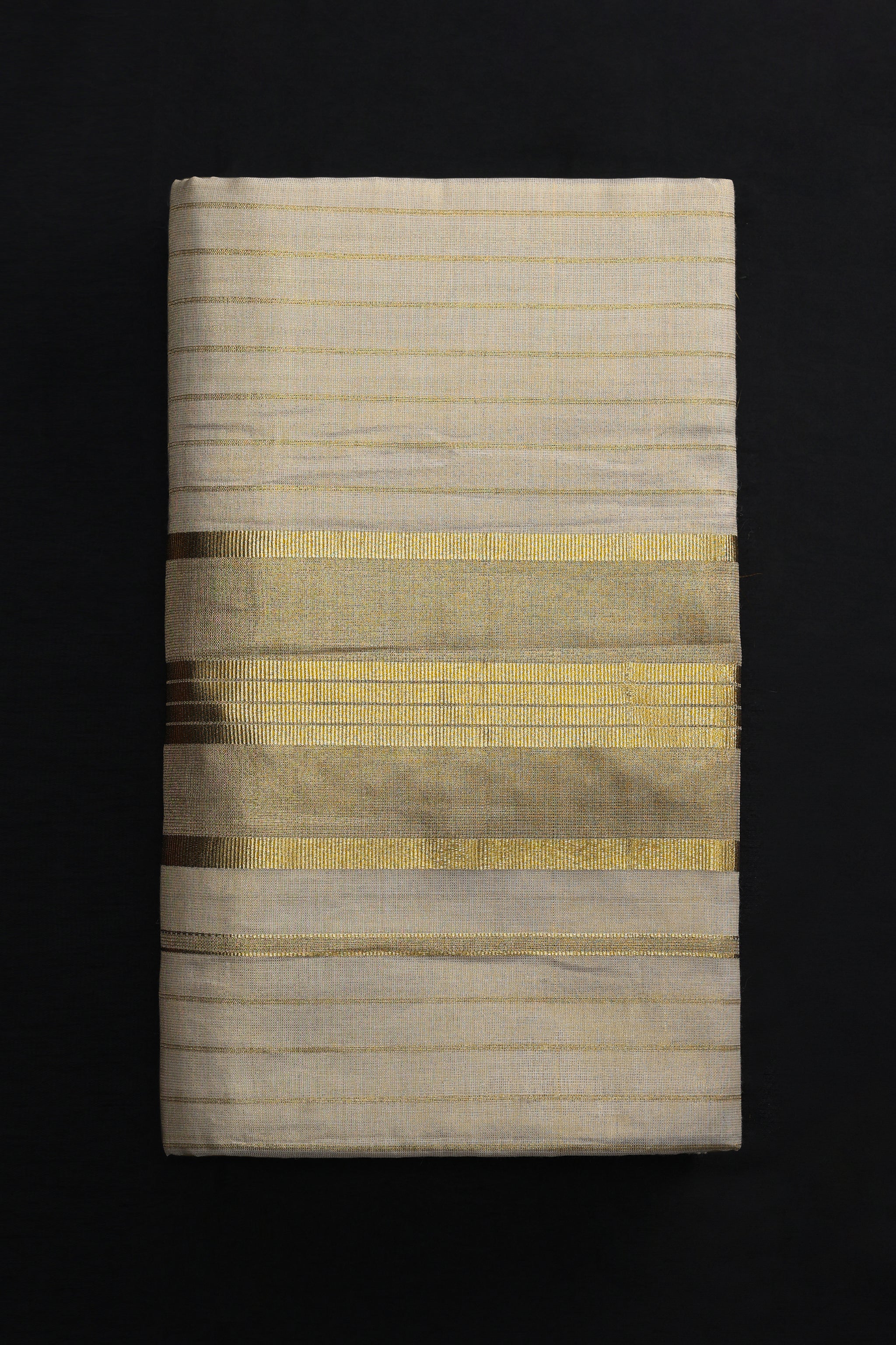 Hemalekha Golden Lines Kasavu