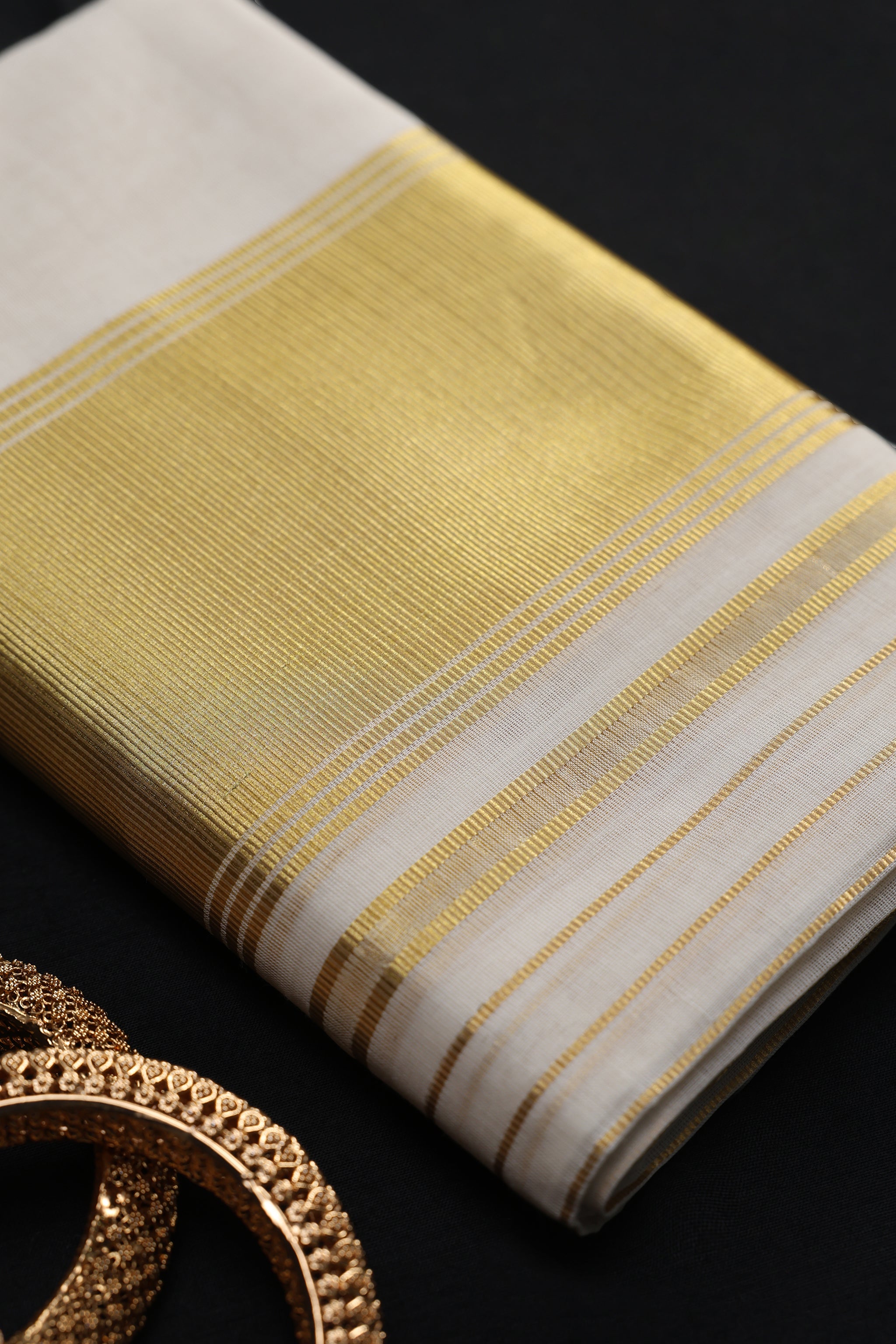 Kalyani Heritage Lines Double set Mundu