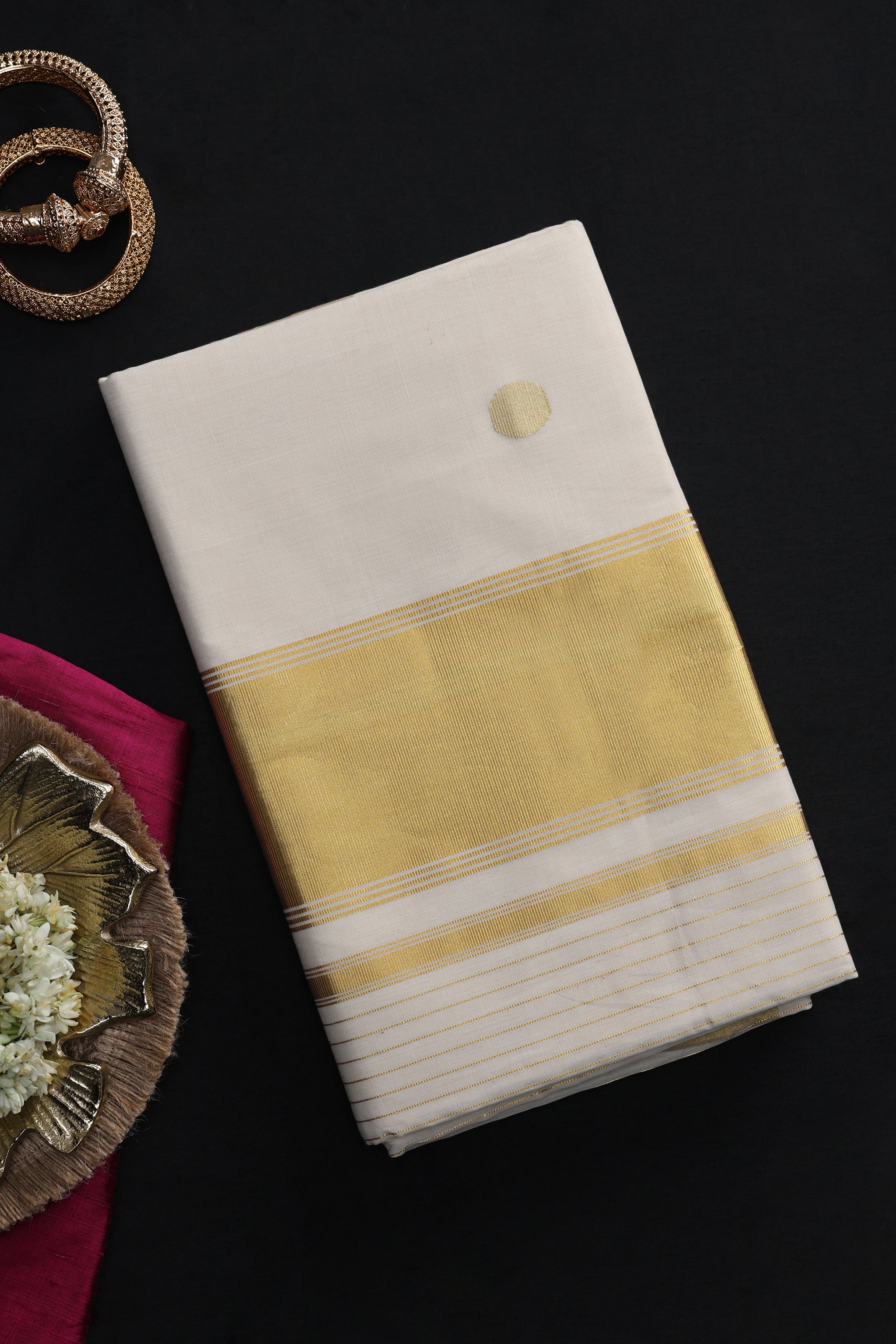 Meenakshi gold Sprinkle Kasavu