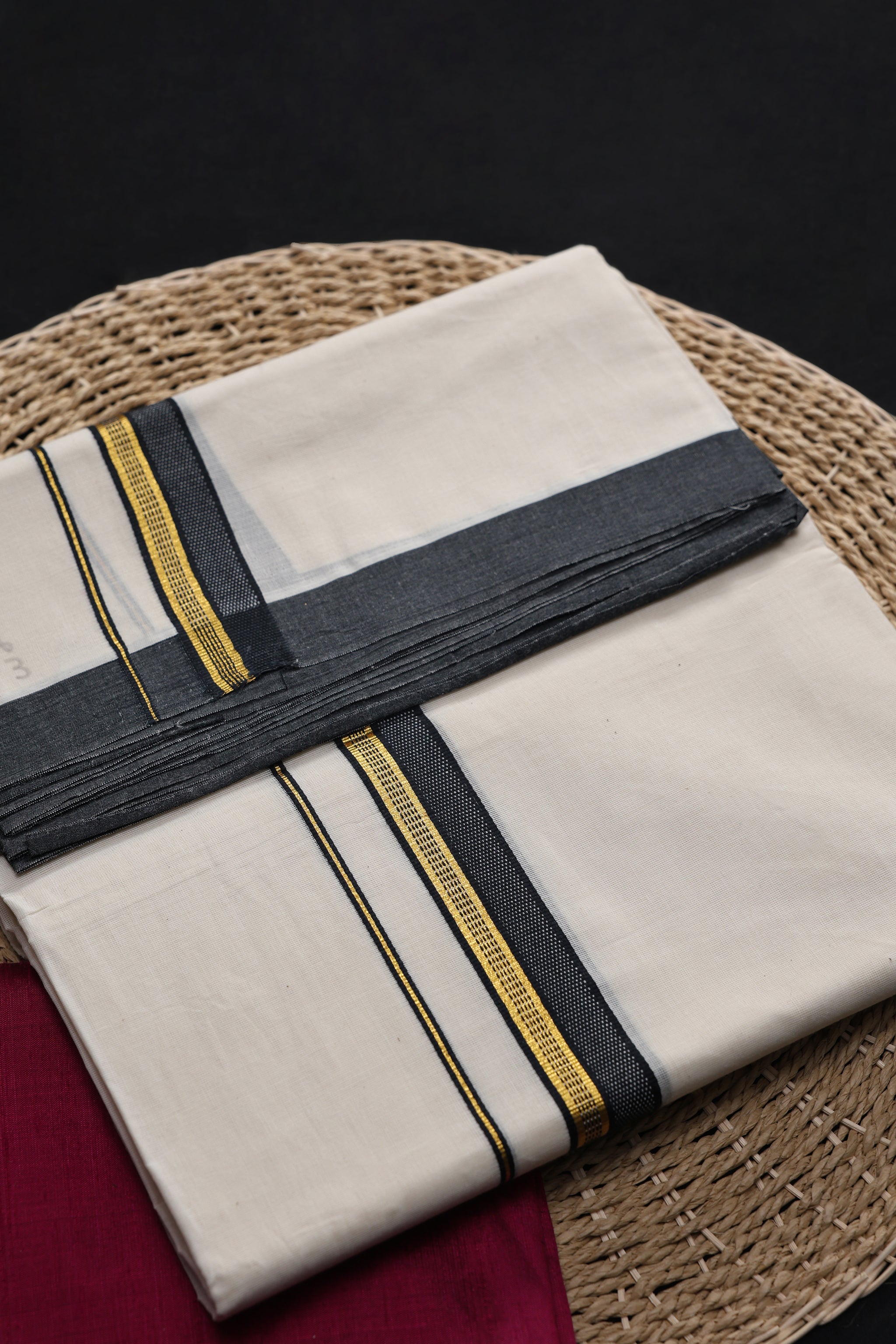 Midnight Ember Mundu