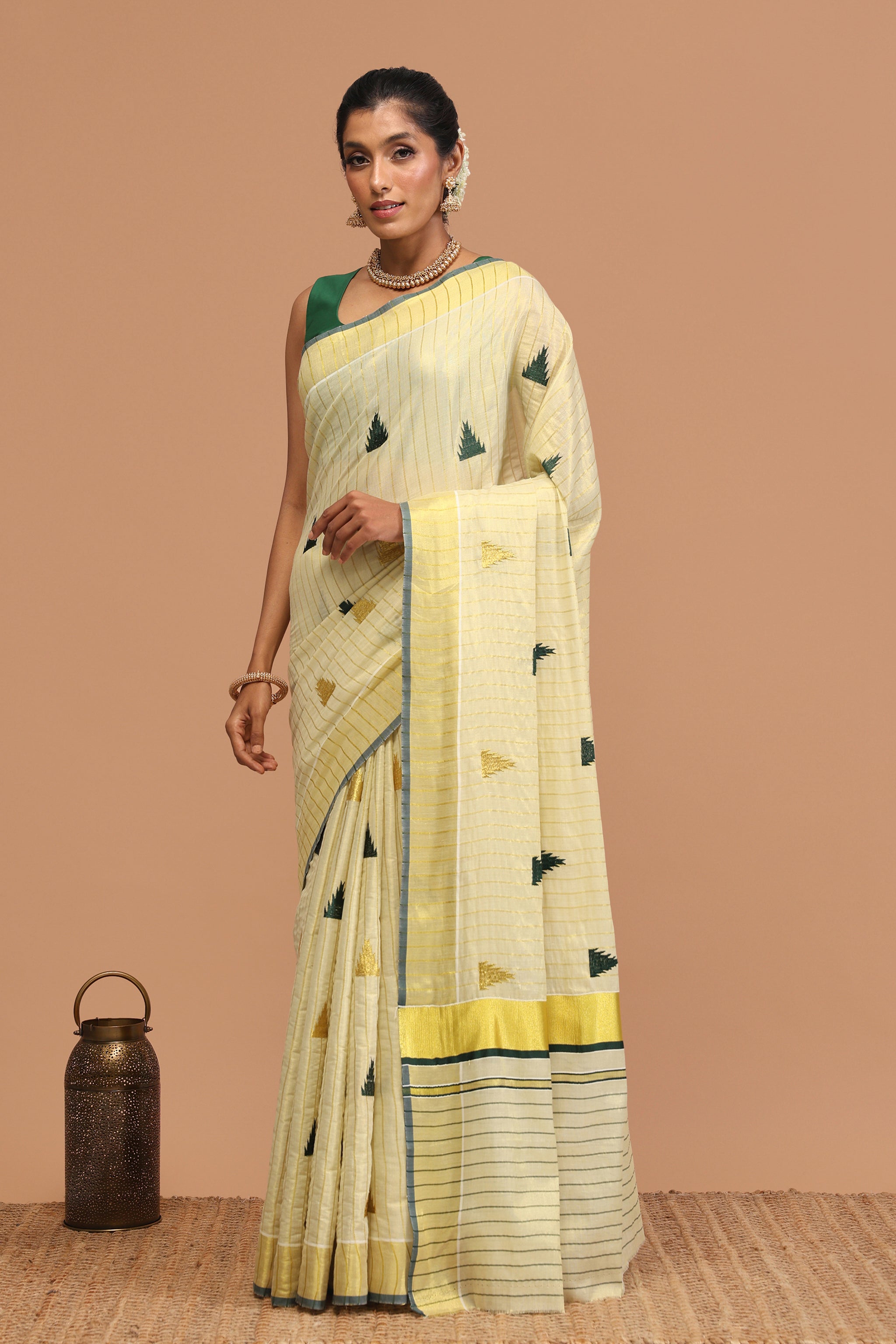 Roshini Temple Kasavu