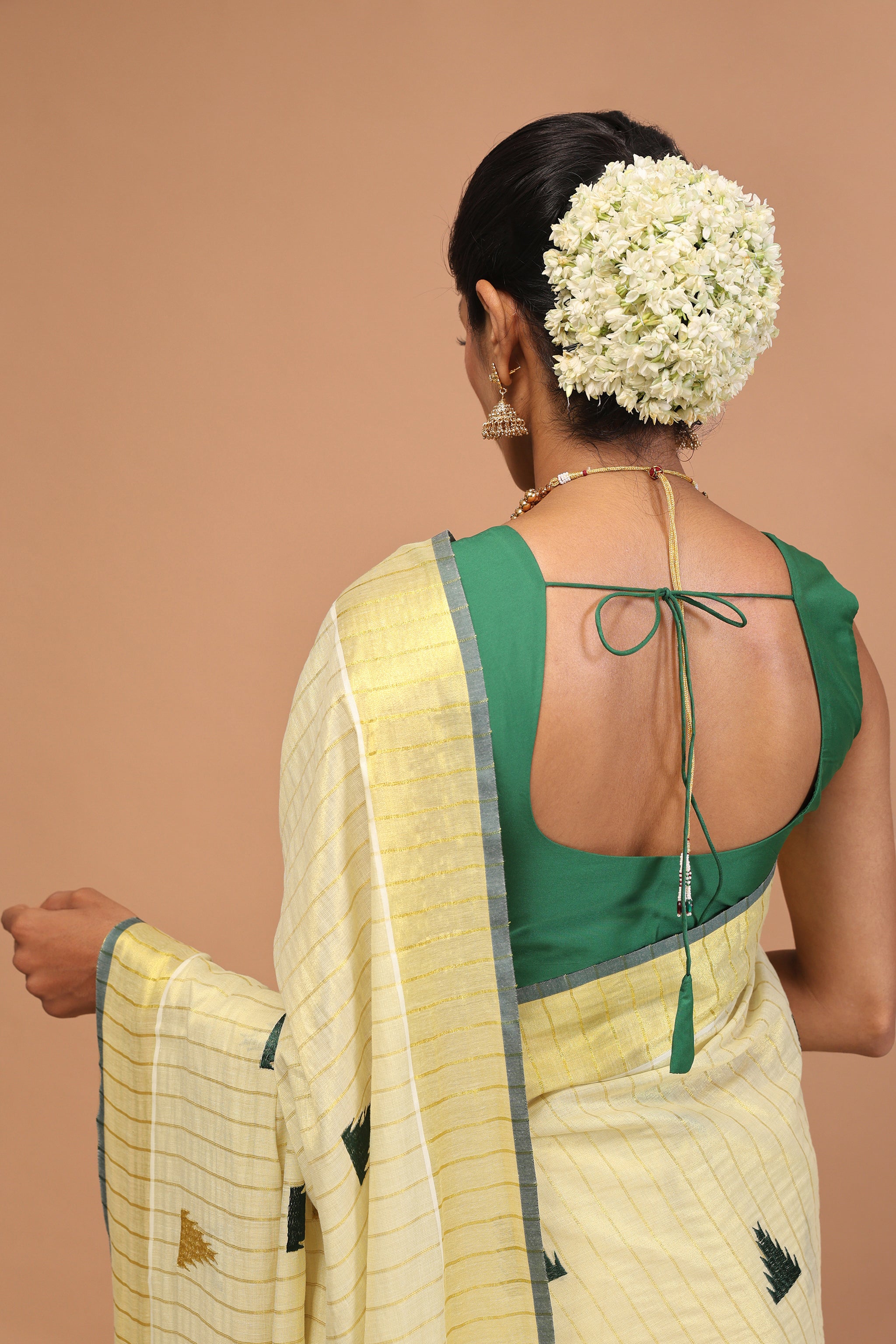 Roshini Temple Kasavu