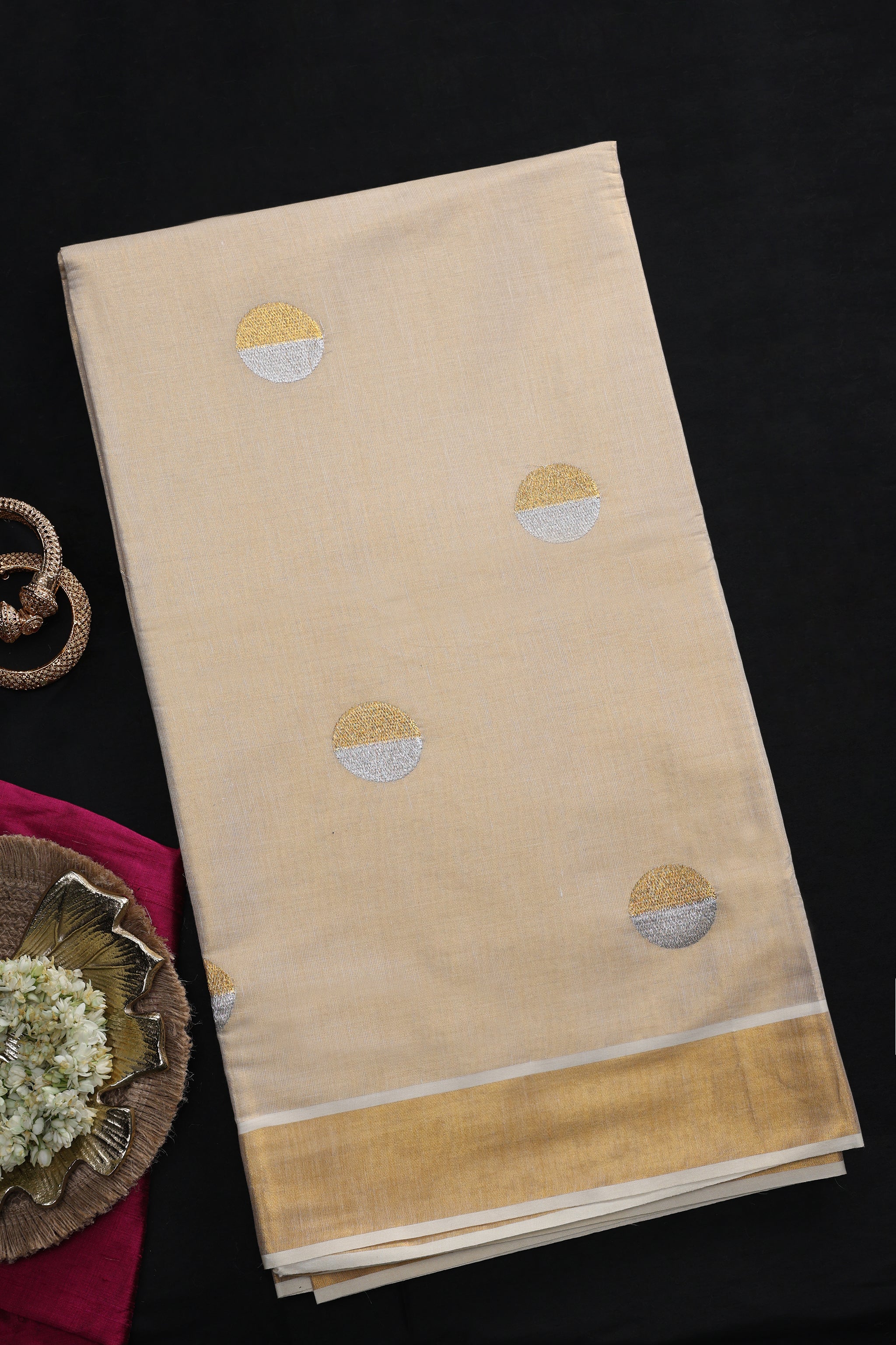 Vaibhavi Twilight Dot Kasavu