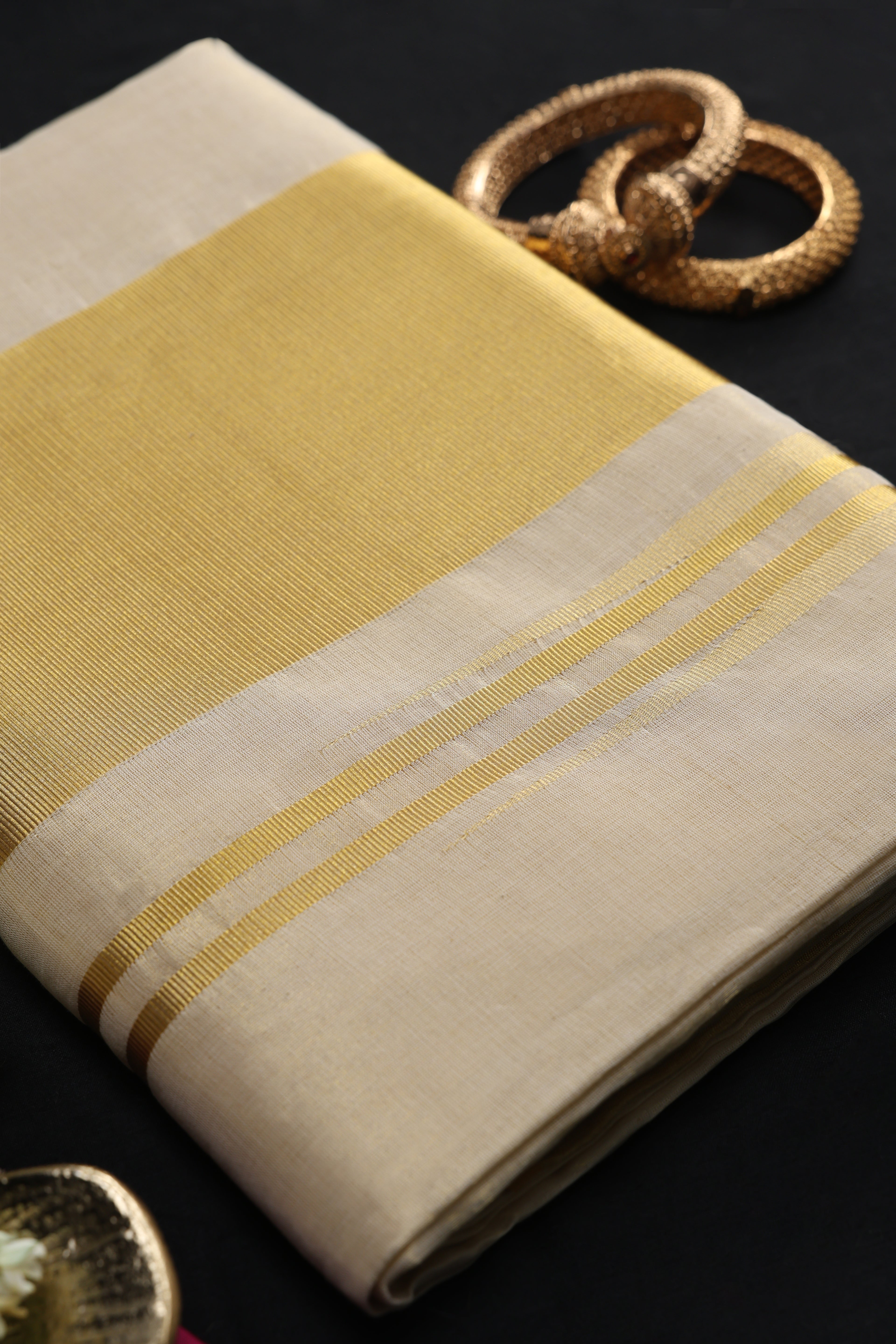 Vidya Golden Whisper Tissue Saree